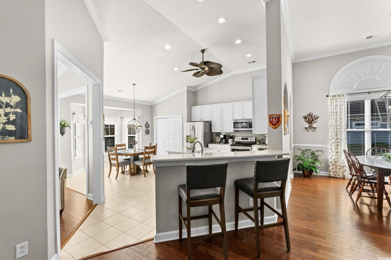 182 Winding River Dr. Photo 9