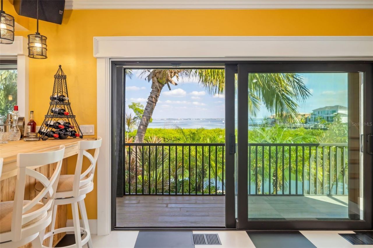 560 Harbor Cove Circle, Longboat Key, FL 34228 Photo