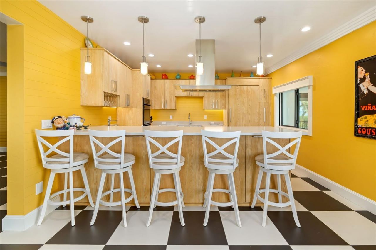 560 Harbor Cove Circle, Longboat Key, FL 34228 Photo