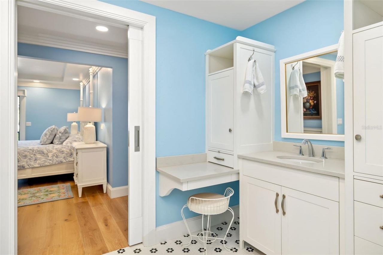 560 Harbor Cove Circle, Longboat Key, FL 34228 Photo