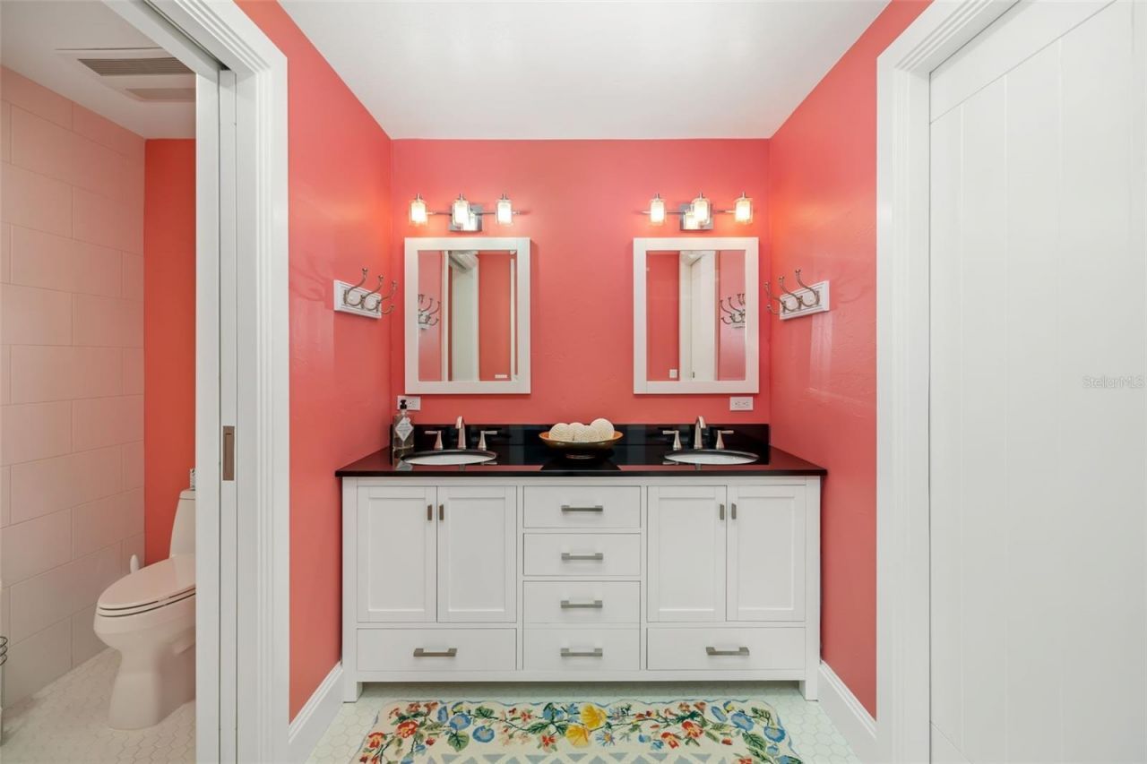 560 Harbor Cove Circle, Longboat Key, FL 34228 Photo