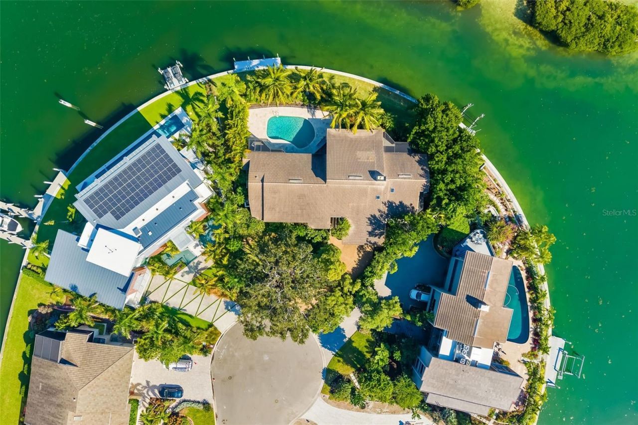 560 Harbor Cove Circle, Longboat Key, FL 34228 Photo