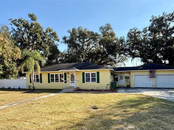 708 MISSION DRIVE, WILDWOOD, FL 34785