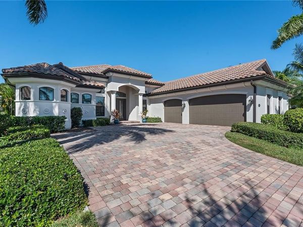 3273 Runaway LN, NAPLES, FL 34114