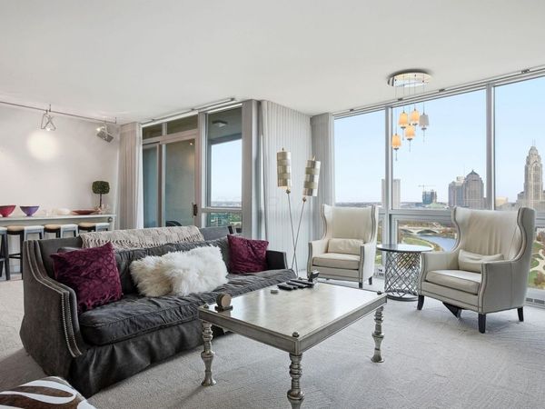 1 Miranova Place, Unit 2030, Columbus, OH 43215