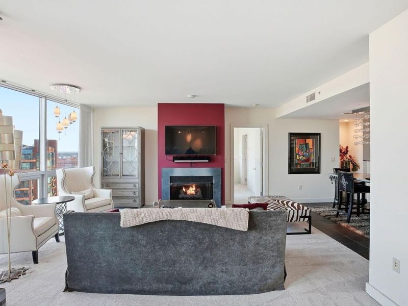 1 Miranova Place, Unit 2030, Columbus, OH 43215 Photo 14