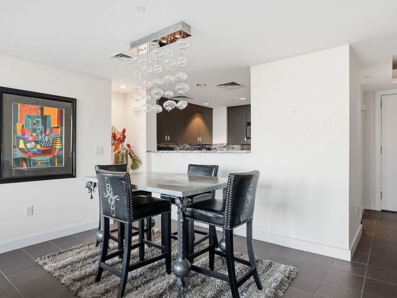 1 Miranova Place, Unit 2030, Columbus, OH 43215 Photo 19