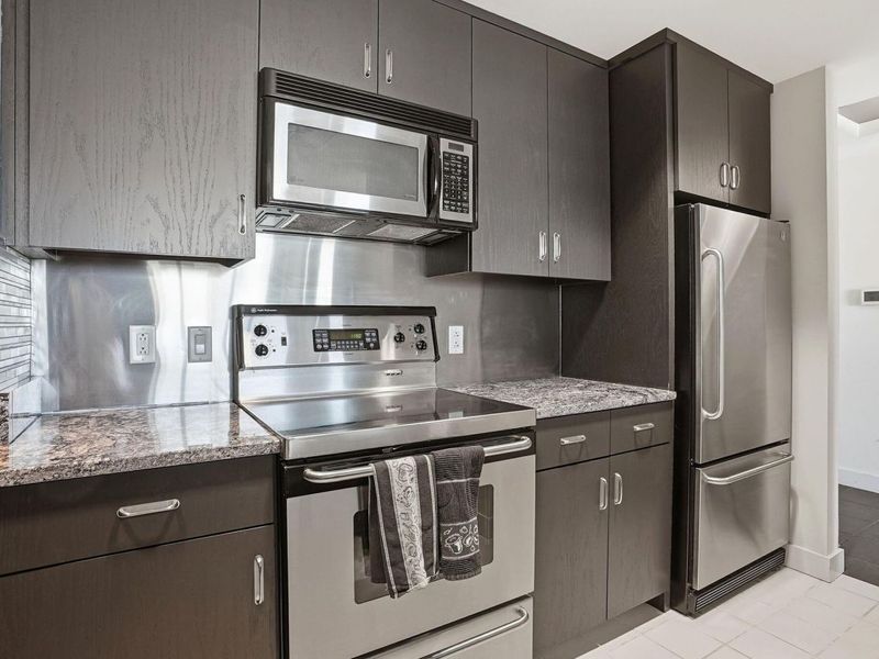 1 Miranova Place, Unit 2030, Columbus, OH 43215 Photo 26