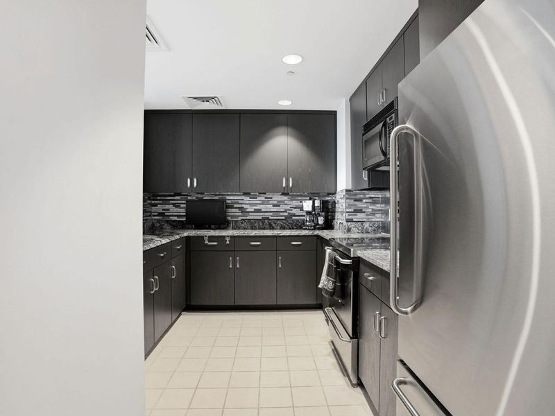 1 Miranova Place, Unit 2030, Columbus, OH 43215 Photo 28