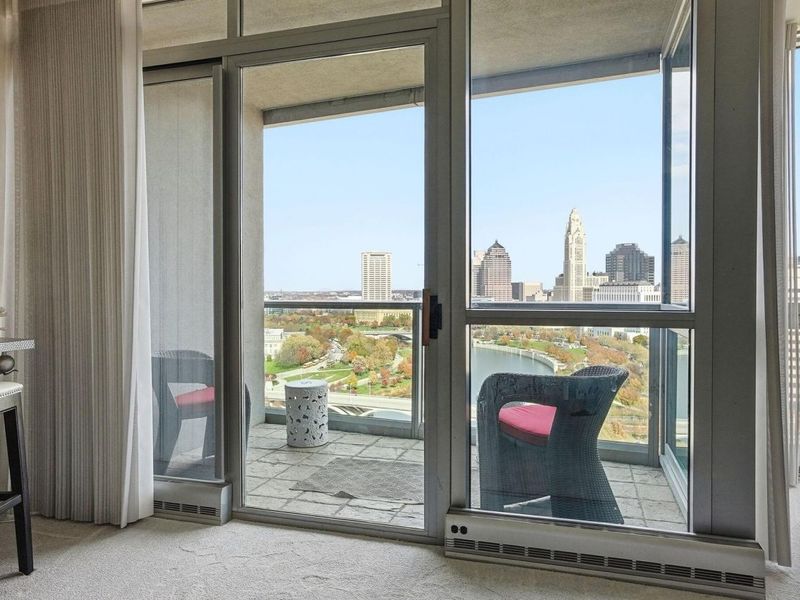 1 Miranova Place, Unit 2030, Columbus, OH 43215 Photo 34