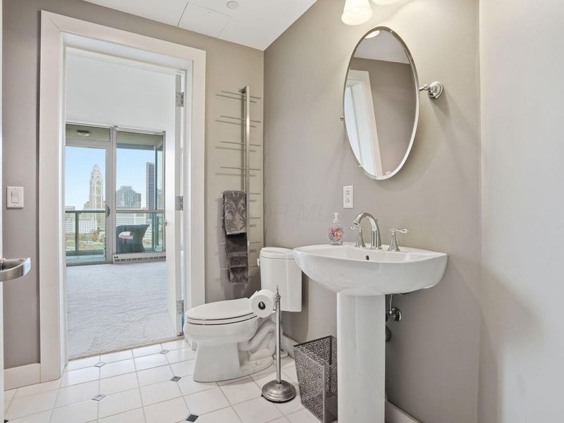 1 Miranova Place, Unit 2030, Columbus, OH 43215 Photo 50