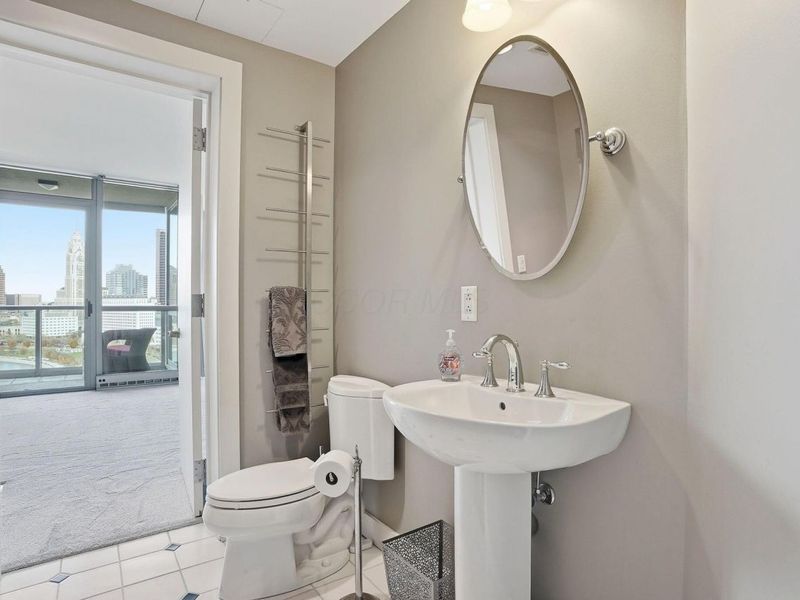 1 Miranova Place, Unit 2030, Columbus, OH 43215 Photo 52