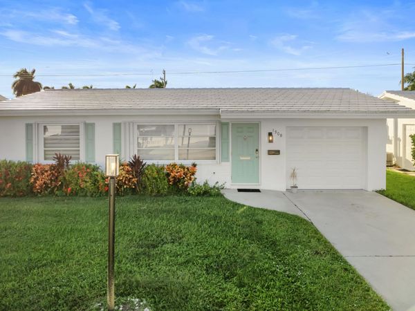 1308 SW 24th Street, Boynton Beach, FL 33426