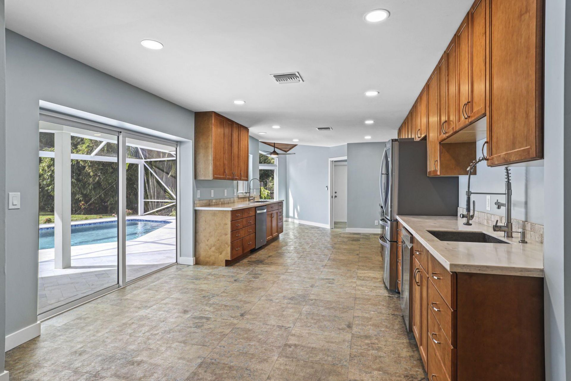 1538 39th Street, West Palm Beach, FL 33407 Photo