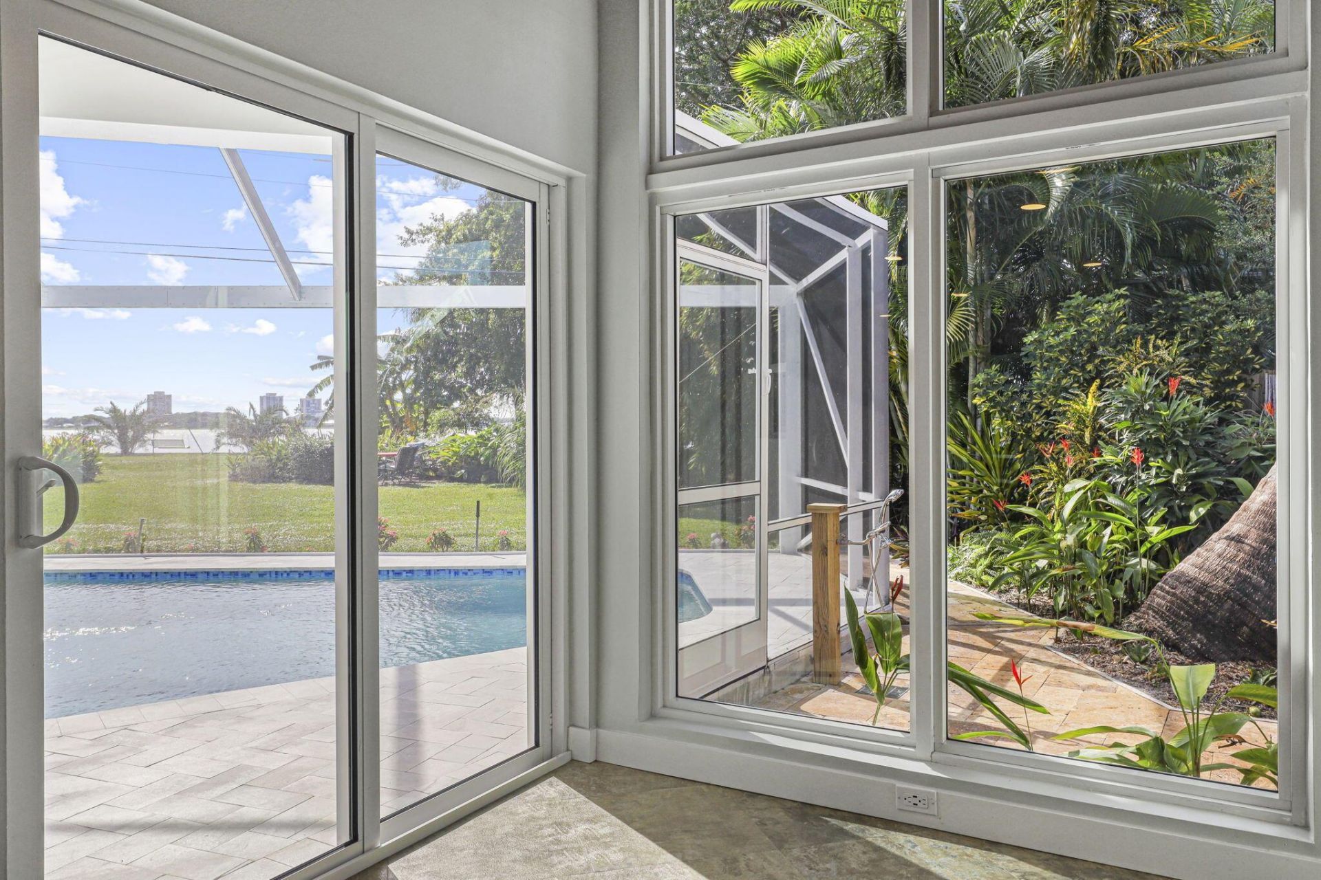 1538 39th Street, West Palm Beach, FL 33407 Photo