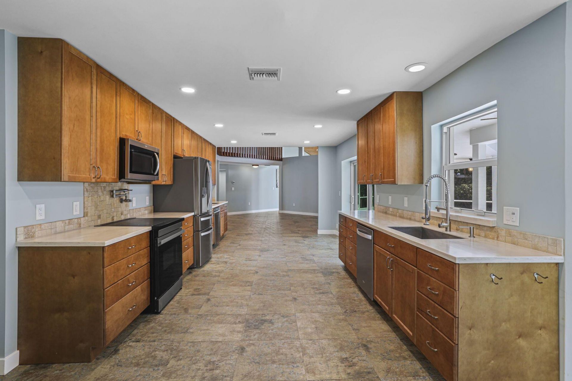 1538 39th Street, West Palm Beach, FL 33407 Photo