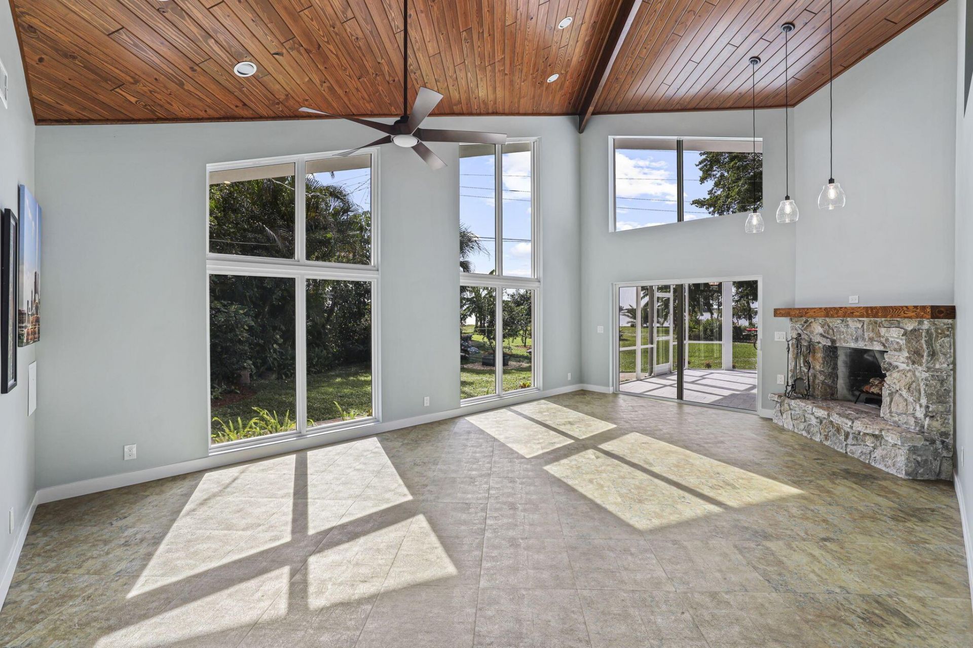 1538 39th Street, West Palm Beach, FL 33407 Photo