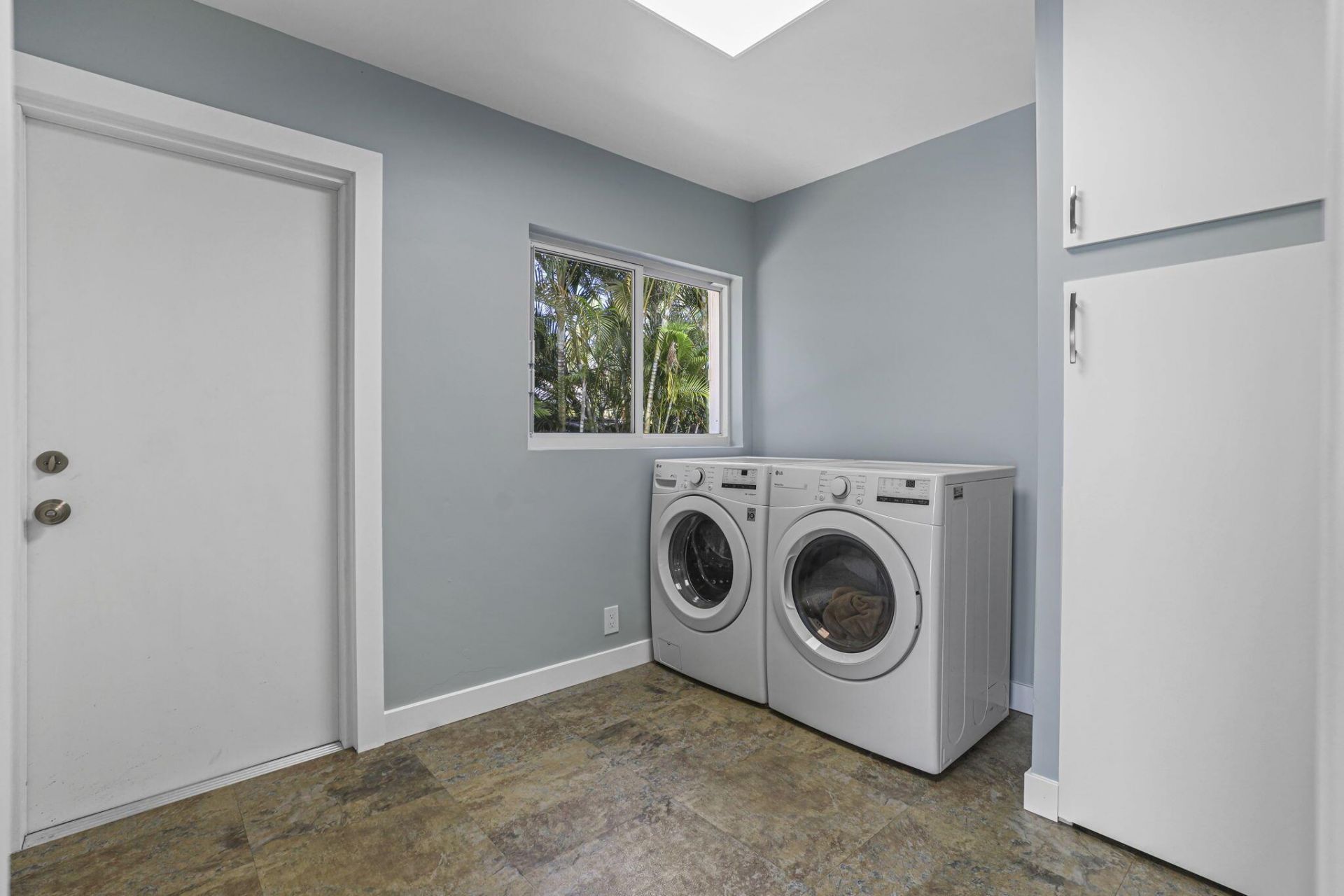 1538 39th Street, West Palm Beach, FL 33407 Photo