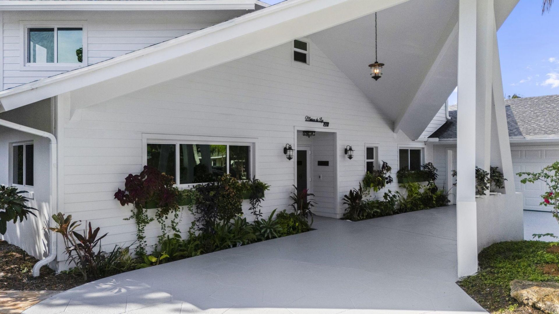 1538 39th Street, West Palm Beach, FL 33407 Photo