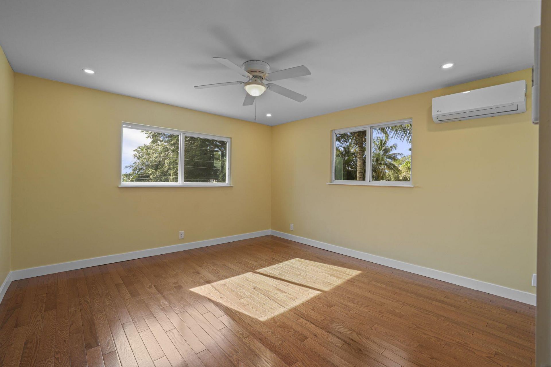 1538 39th Street, West Palm Beach, FL 33407 Photo