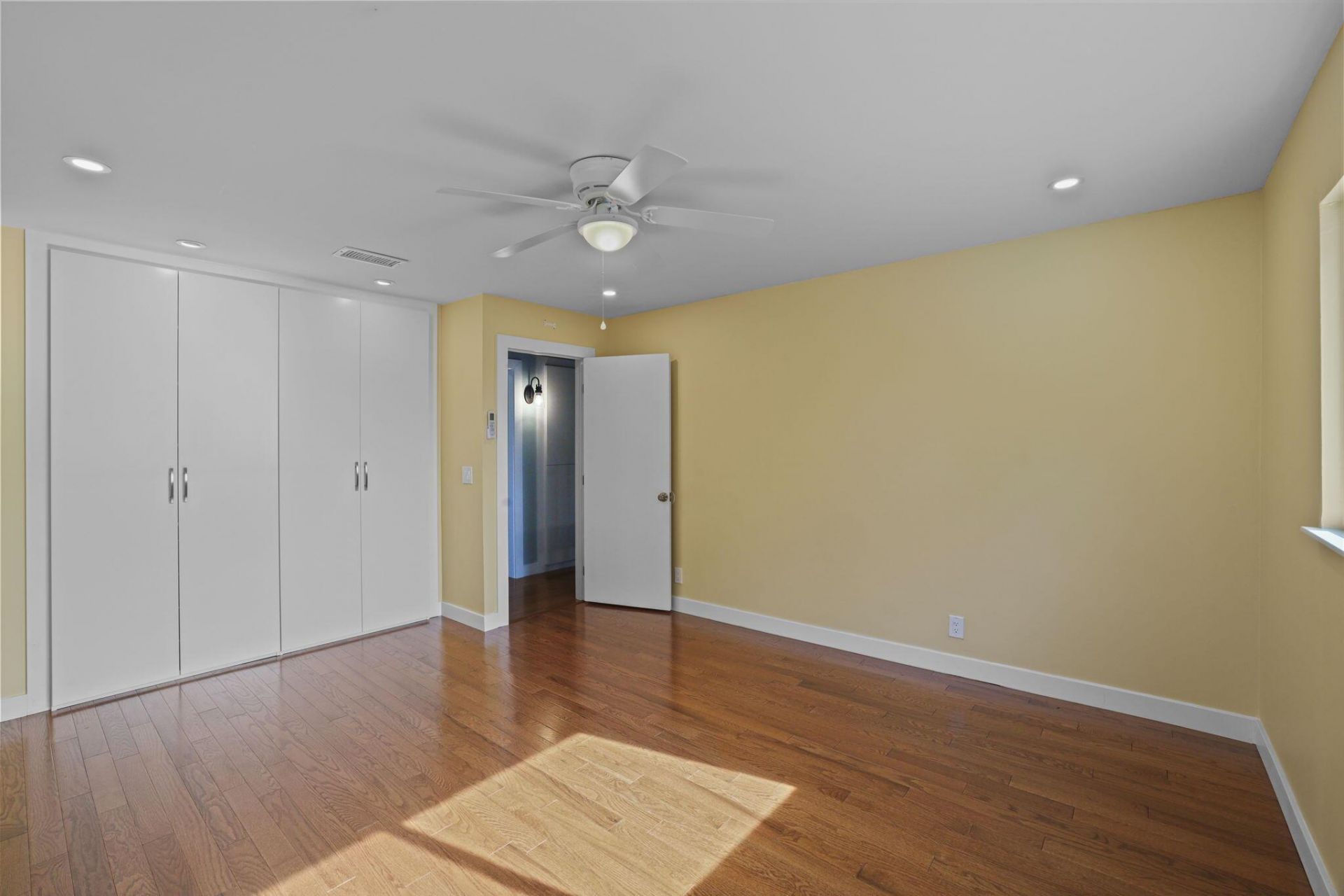 1538 39th Street, West Palm Beach, FL 33407 Photo