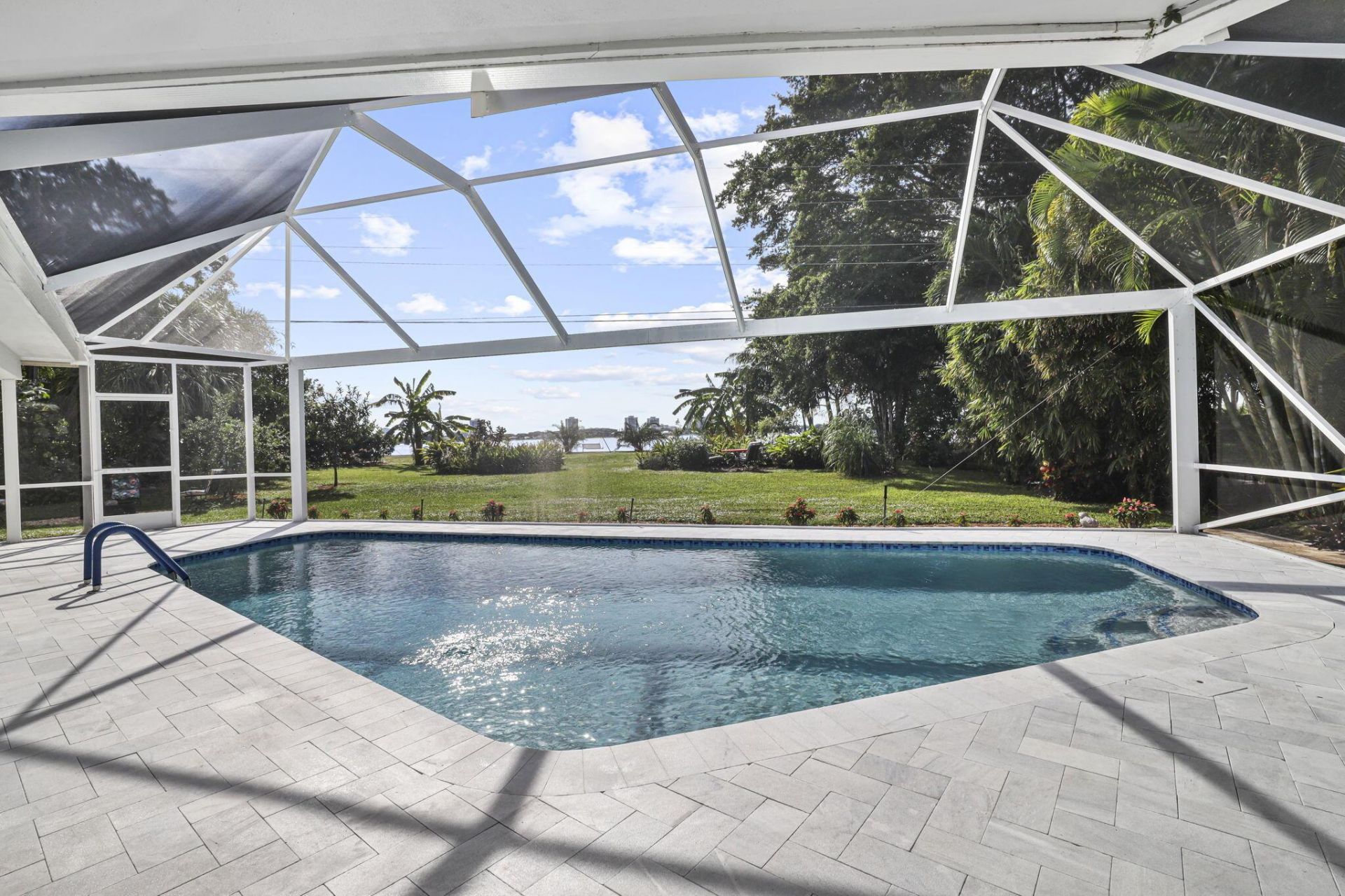 1538 39th Street, West Palm Beach, FL 33407 Photo