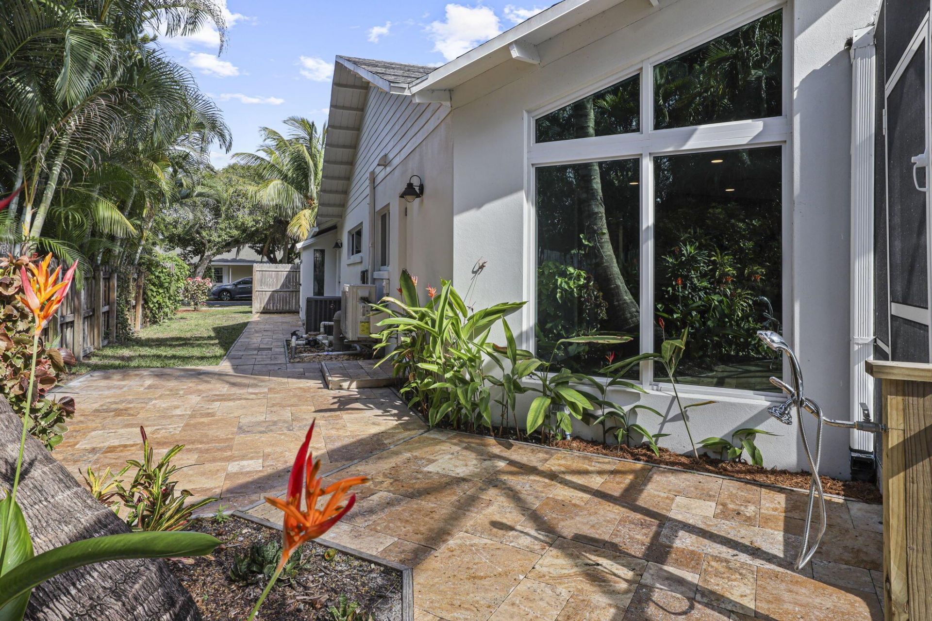 1538 39th Street, West Palm Beach, FL 33407 Photo