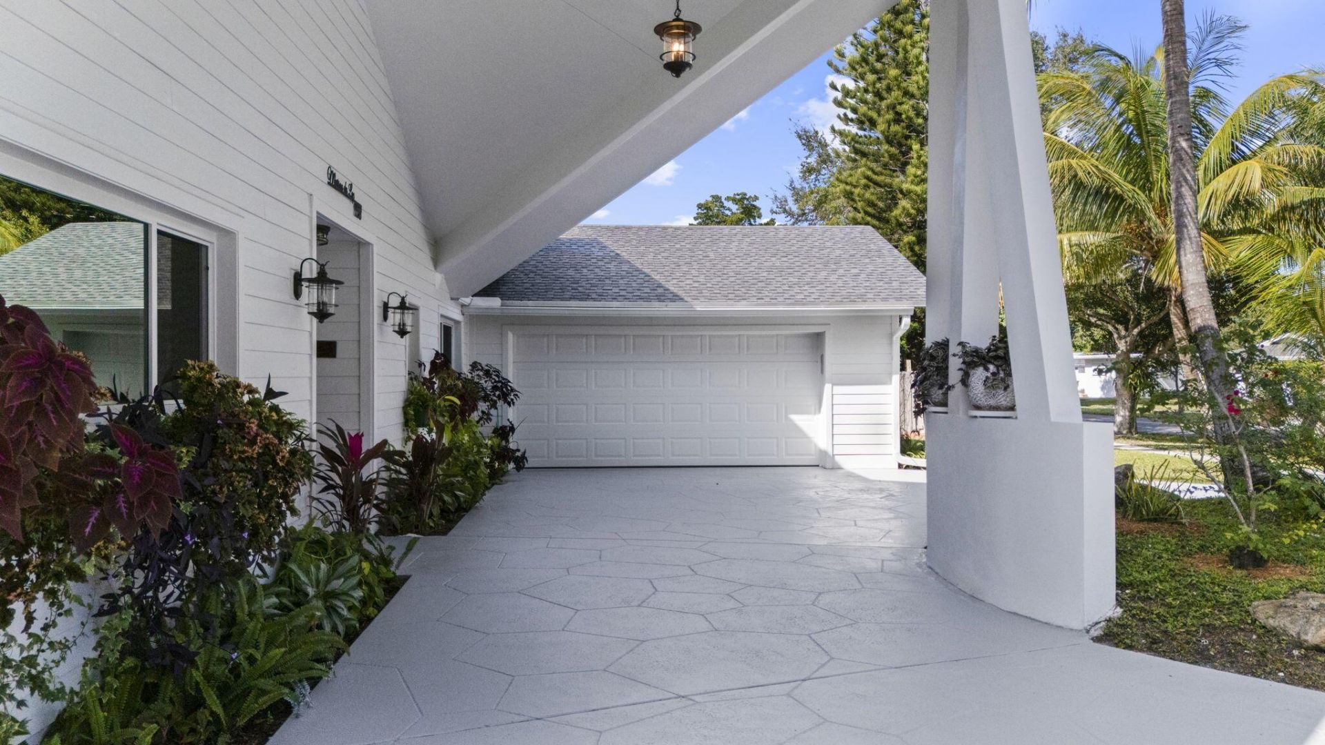 1538 39th Street, West Palm Beach, FL 33407 Photo