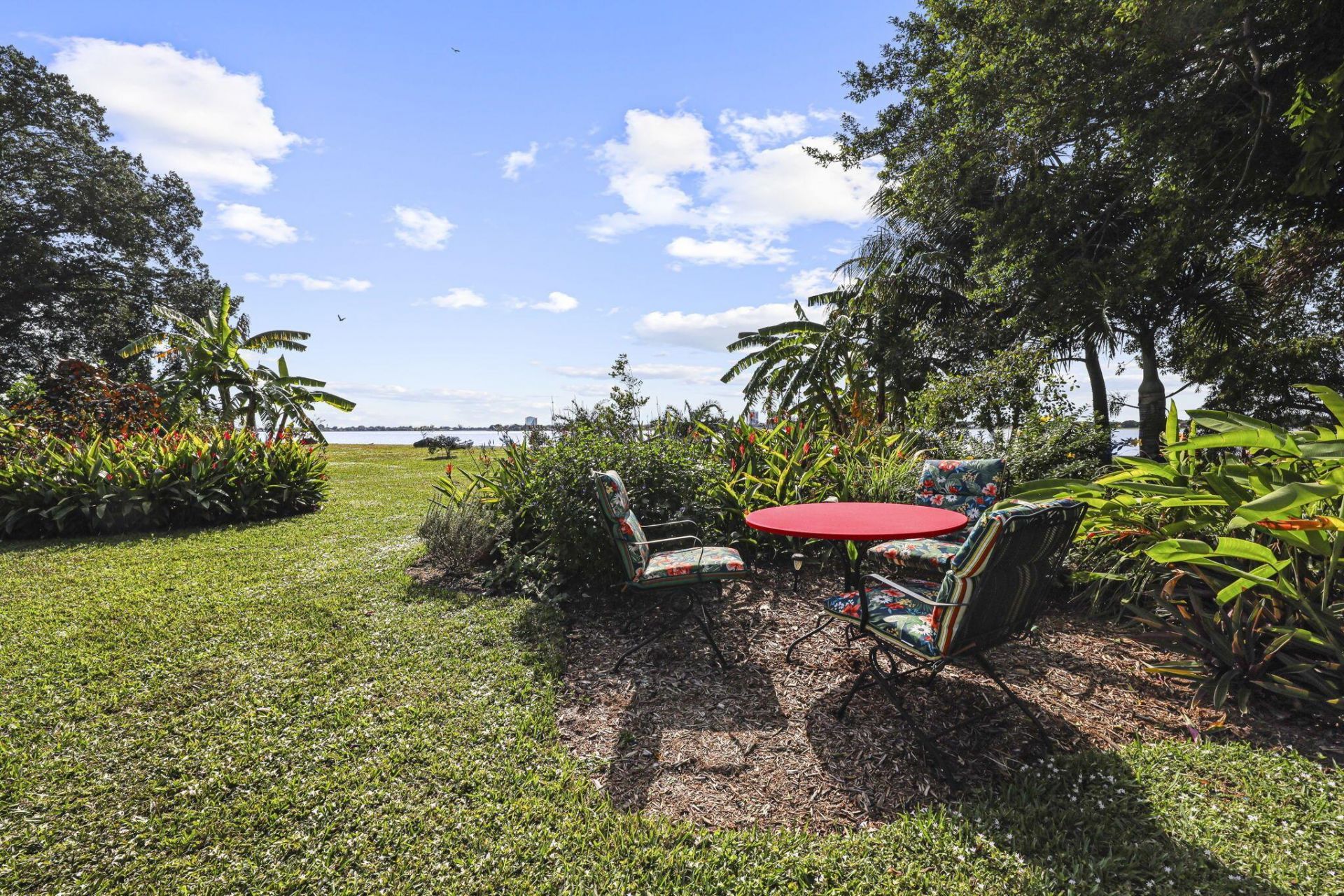 1538 39th Street, West Palm Beach, FL 33407 Photo