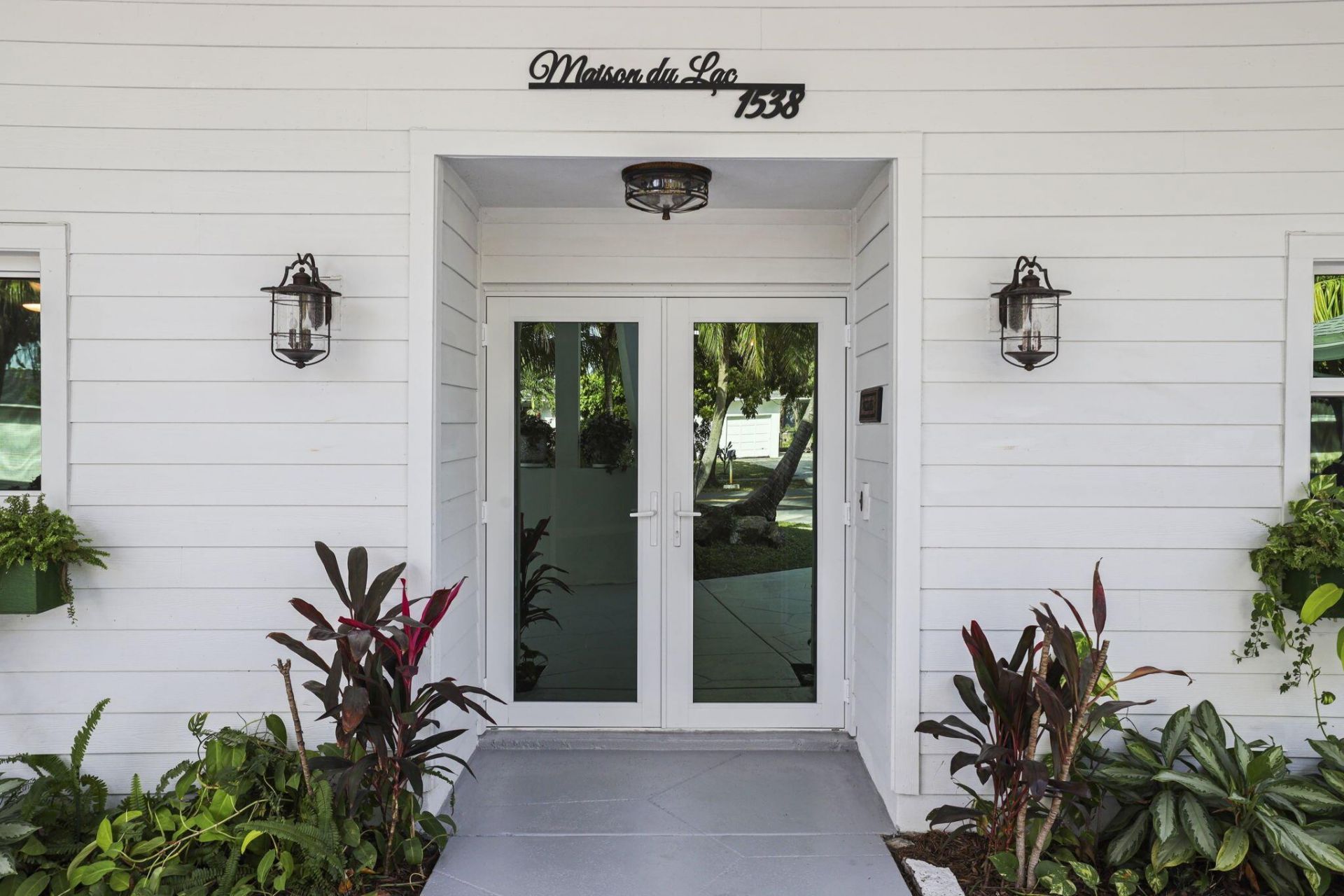 1538 39th Street, West Palm Beach, FL 33407 Photo