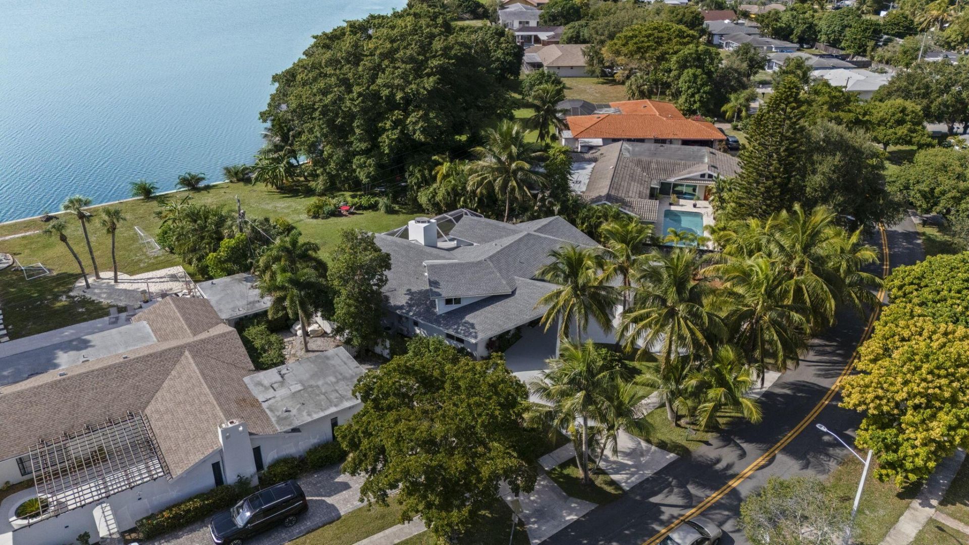 1538 39th Street, West Palm Beach, FL 33407 Photo