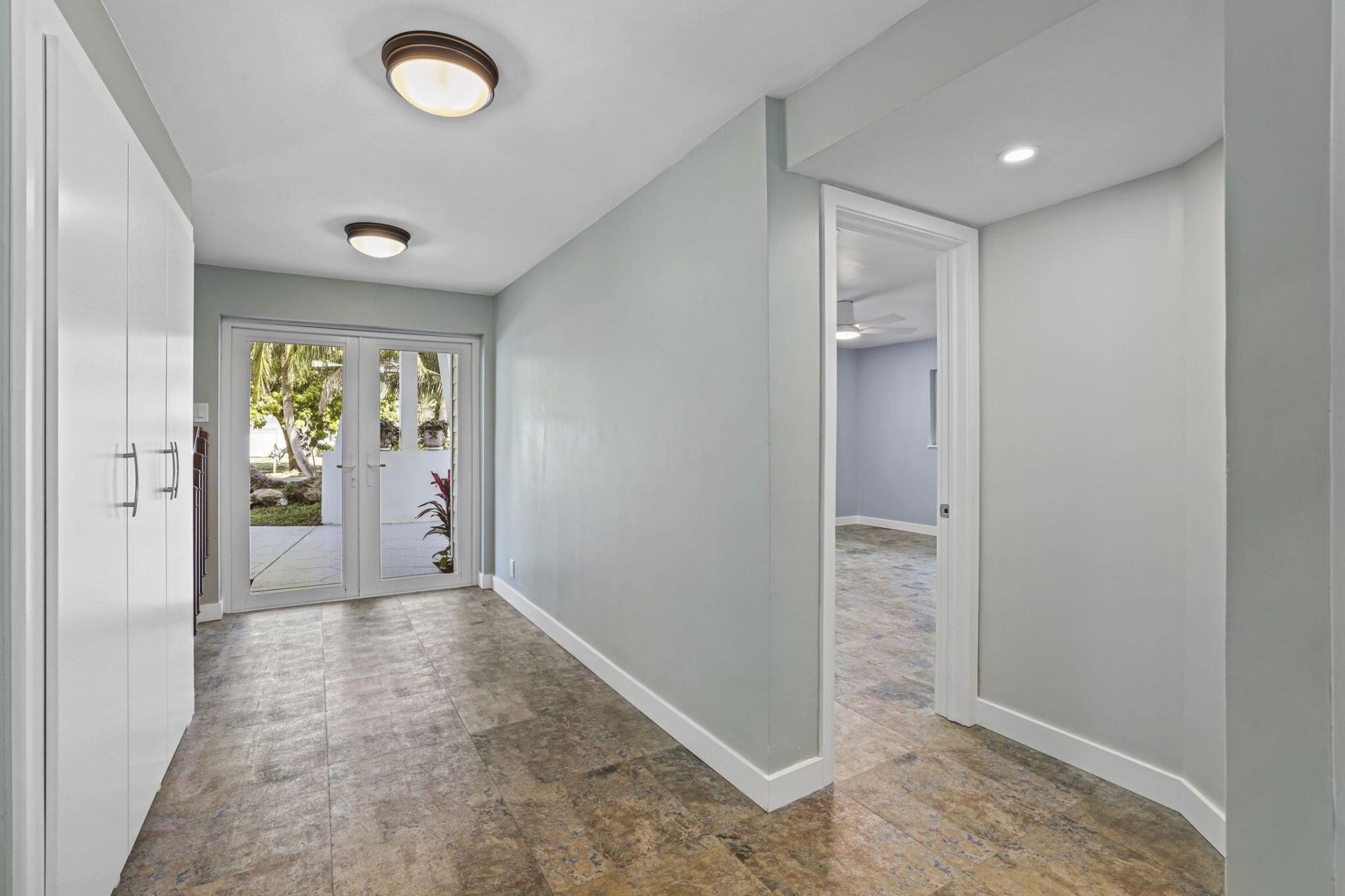 1538 39th Street, West Palm Beach, FL 33407 Photo