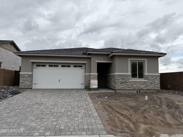 16967 W DESERT Lane, Goodyear, AZ 85338