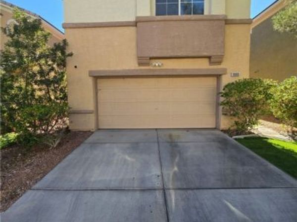10005 Calabasas Avenue, Las Vegas, NV 89117