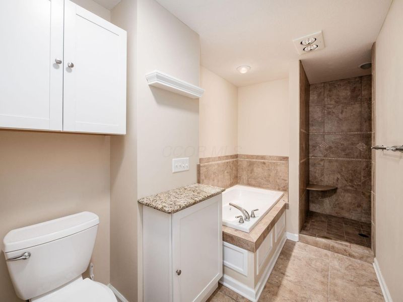 7490 Sir Francis Drake Avenue , Russells Point, OH 43348 Photo 27