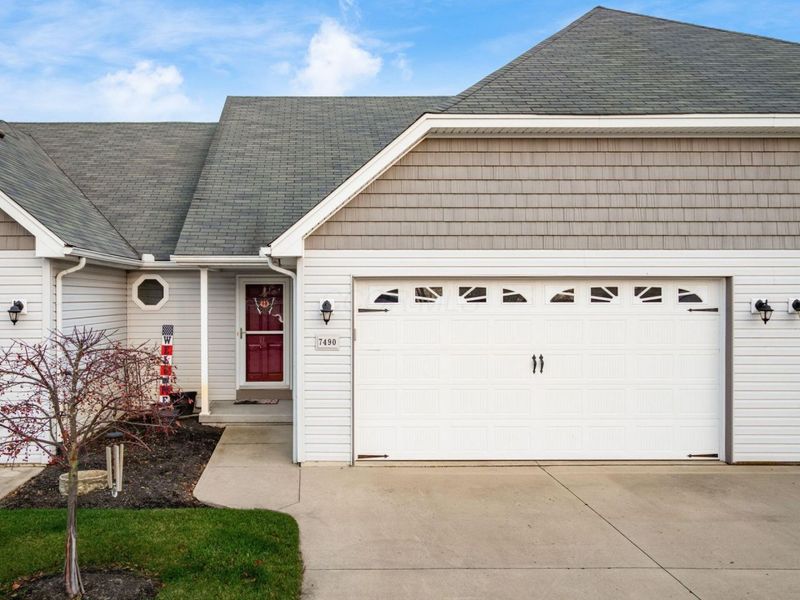 7490 Sir Francis Drake Avenue , Russells Point, OH 43348 Photo 3