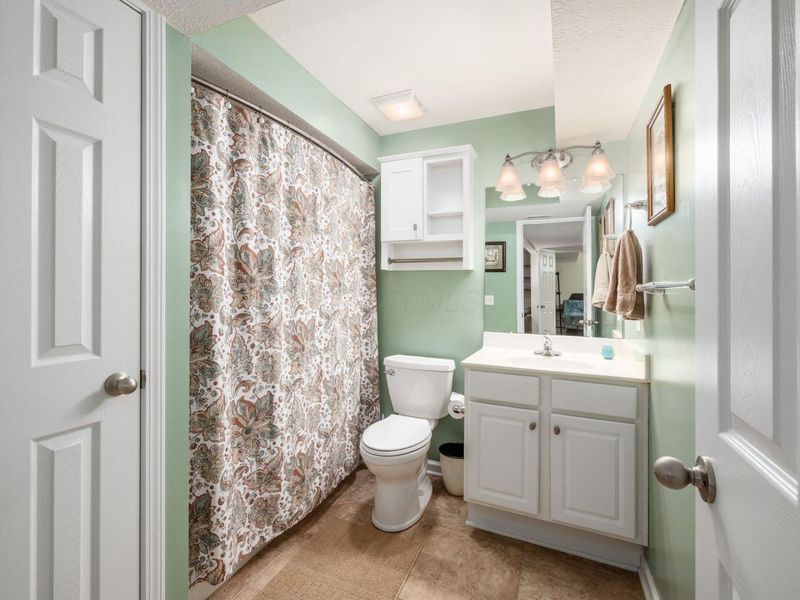 7490 Sir Francis Drake Avenue , Russells Point, OH 43348 Photo 32