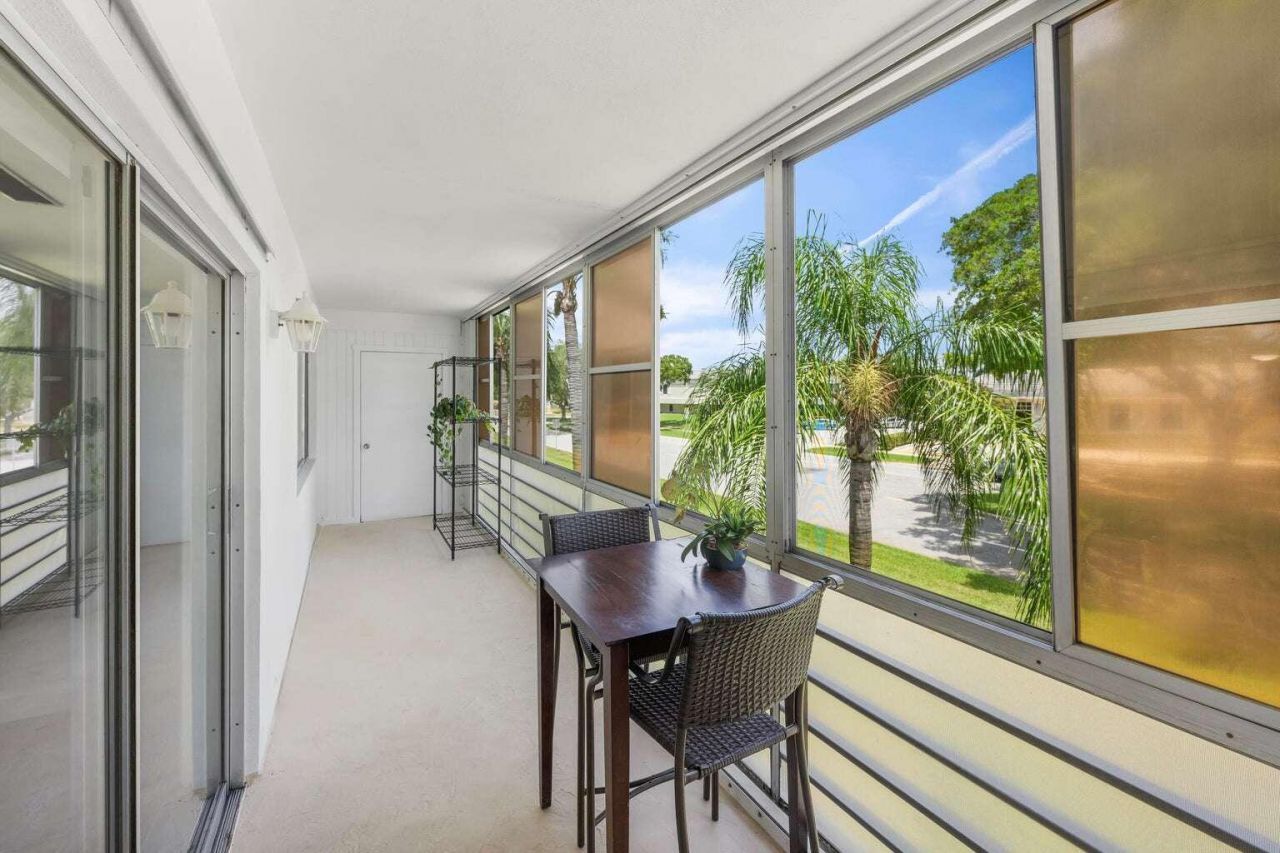 415 Us Highway 1, Unit 208, North Palm Beach, FL 33408 Photo