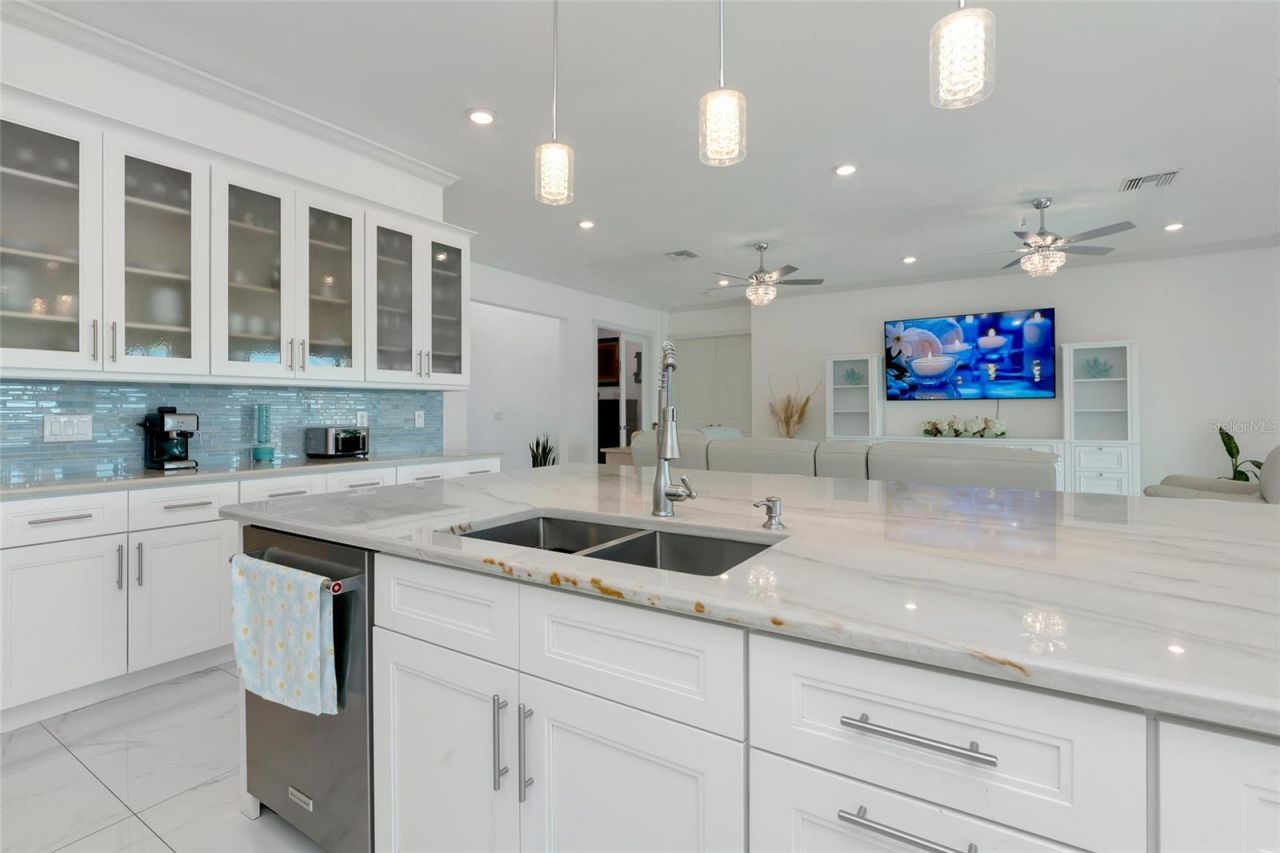 7505 27th Avenue W, Bradenton, FL 34209 Photo