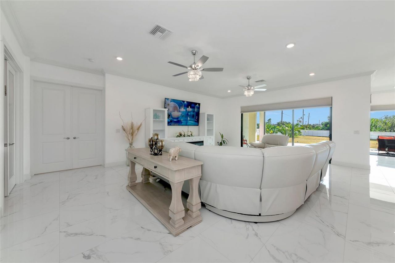 7505 27th Avenue W, Bradenton, FL 34209 Photo