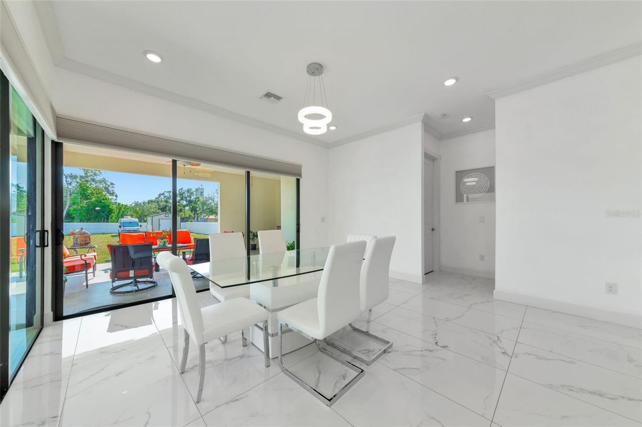 7505 27th Avenue W, Bradenton, FL 34209 Photo