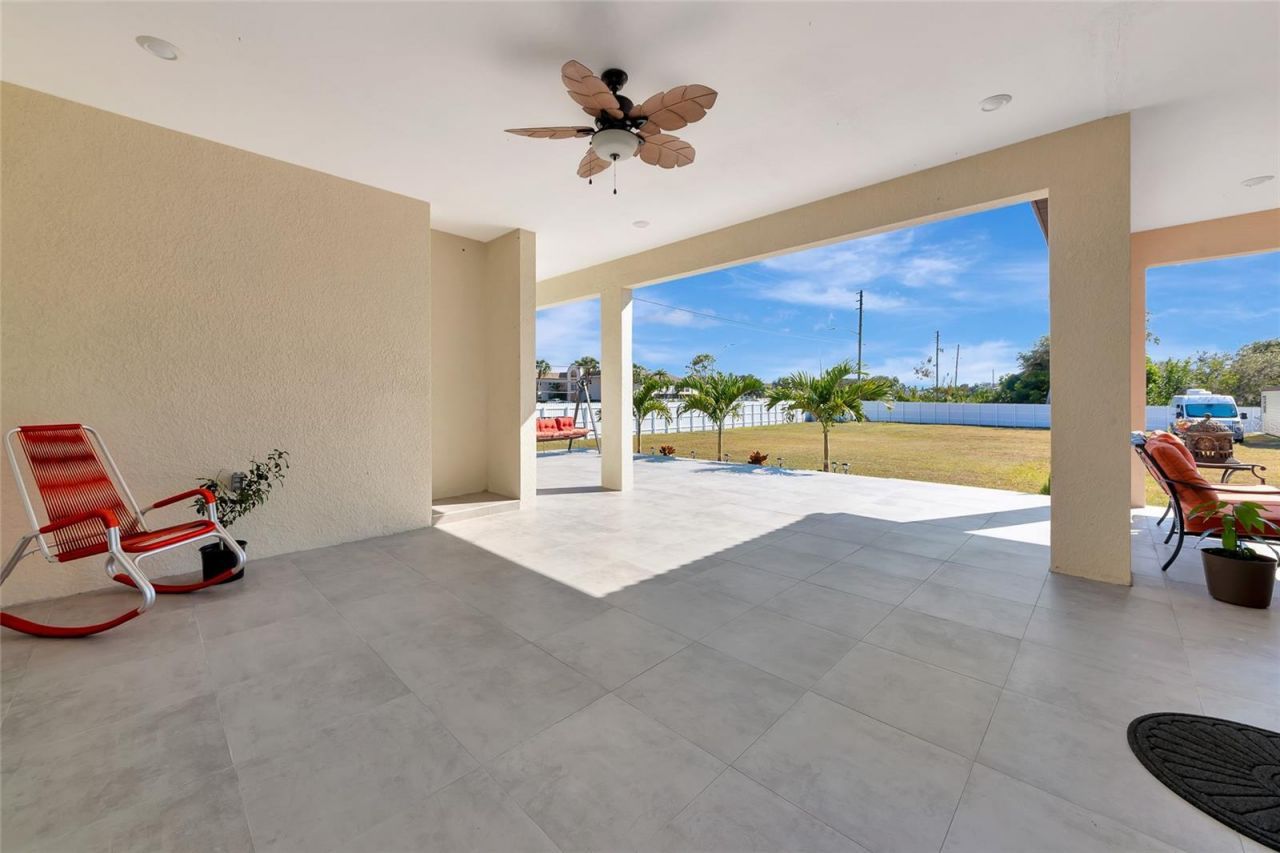 7505 27th Avenue W, Bradenton, FL 34209 Photo