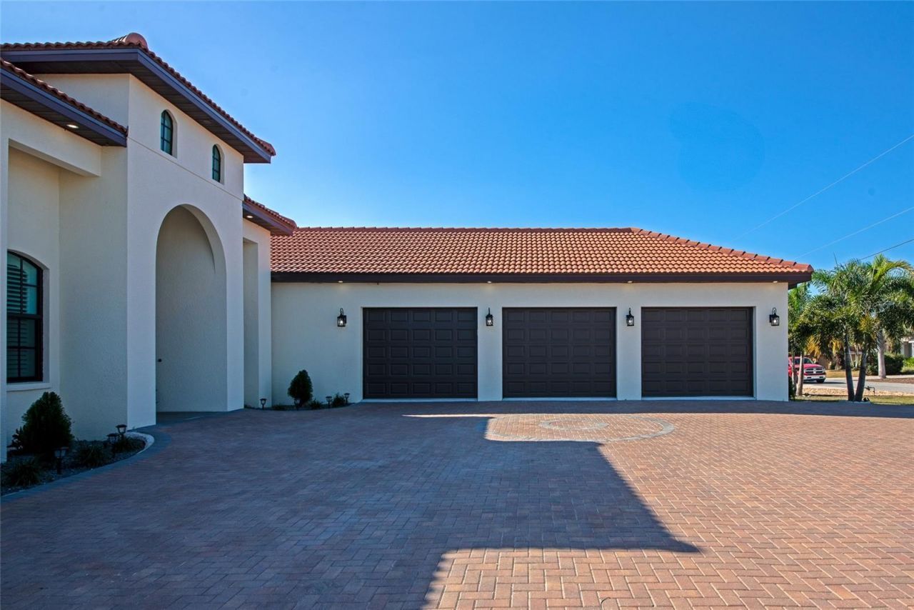 7505 27th Avenue W, Bradenton, FL 34209 Photo