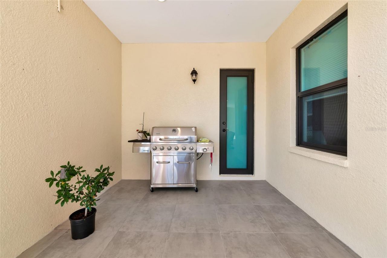 7505 27th Avenue W, Bradenton, FL 34209 Photo