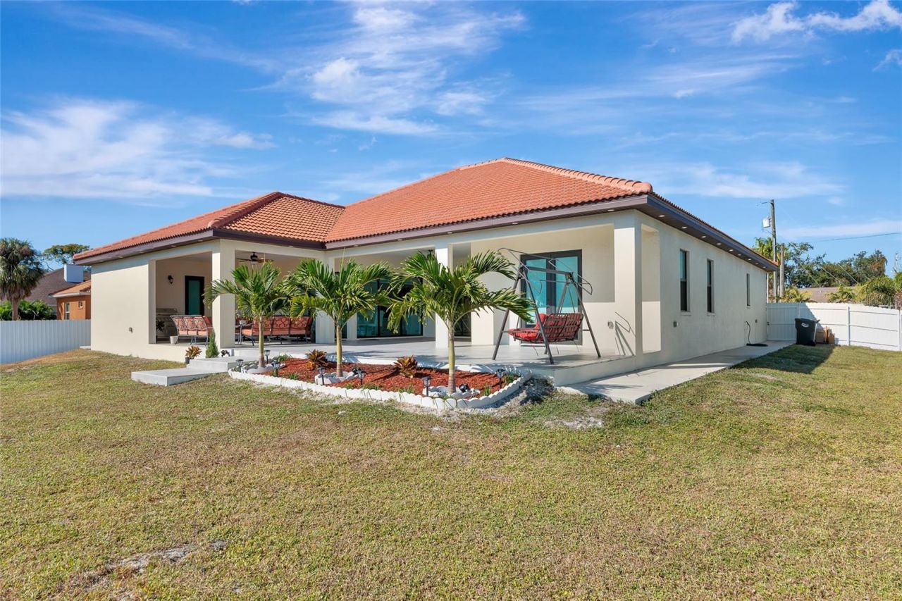 7505 27th Avenue W, Bradenton, FL 34209 Photo