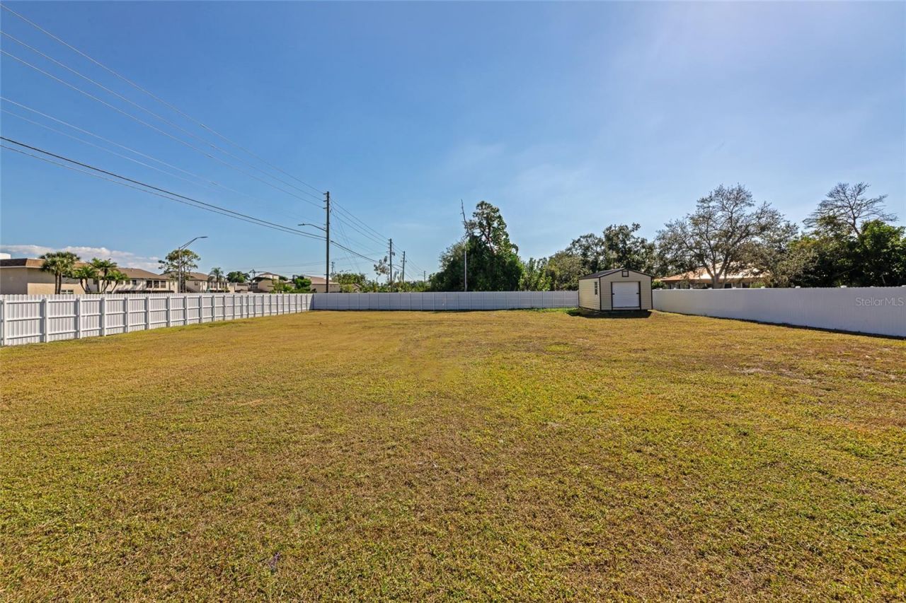 7505 27th Avenue W, Bradenton, FL 34209 Photo