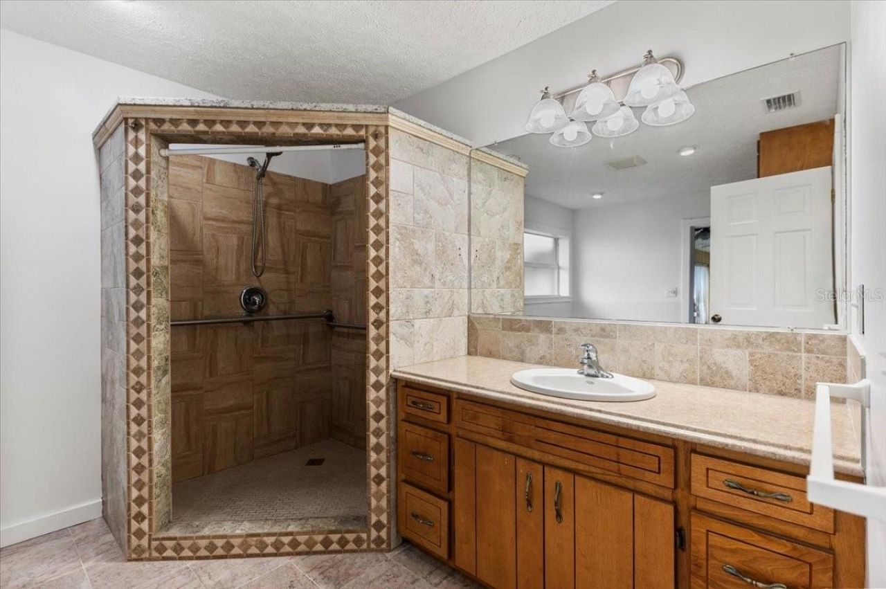 1560 Ingram Avenue, Sarasota, FL 34232 Photo