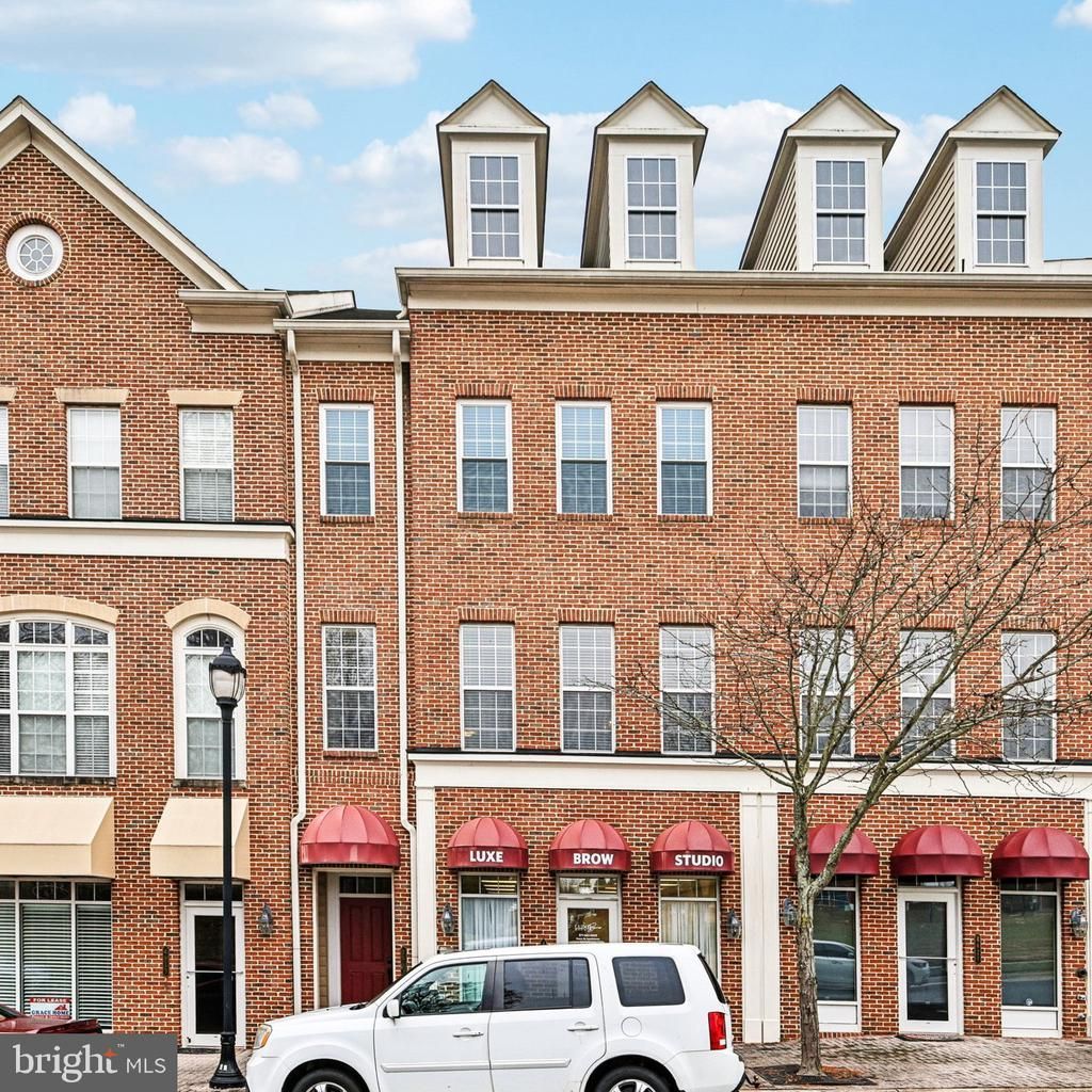 4817 Dashiell Place, Woodbridge, VA 22192 Main Photo