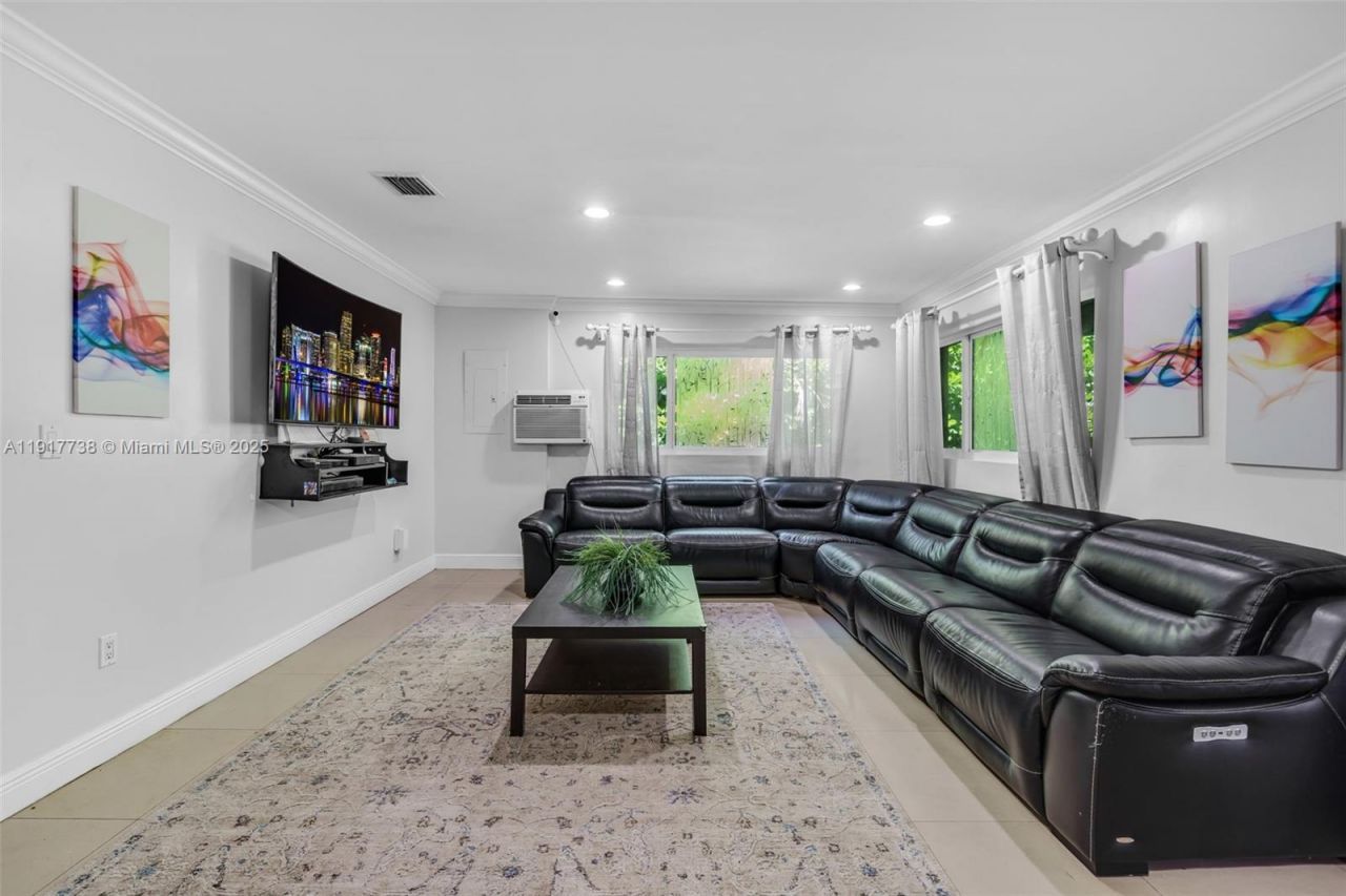 3135 SW 80th Ave, Miami, FL 33155 Photo