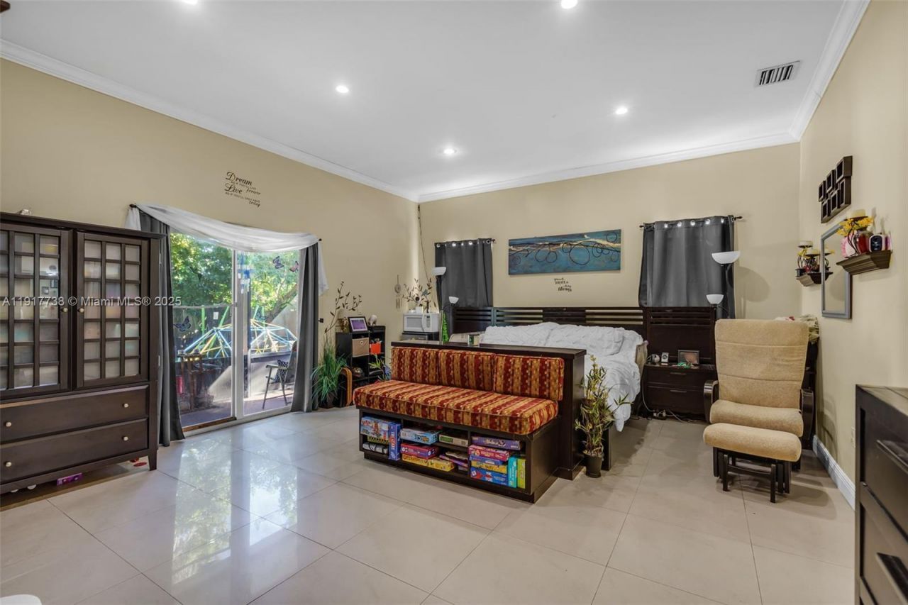 3135 SW 80th Ave, Miami, FL 33155 Photo